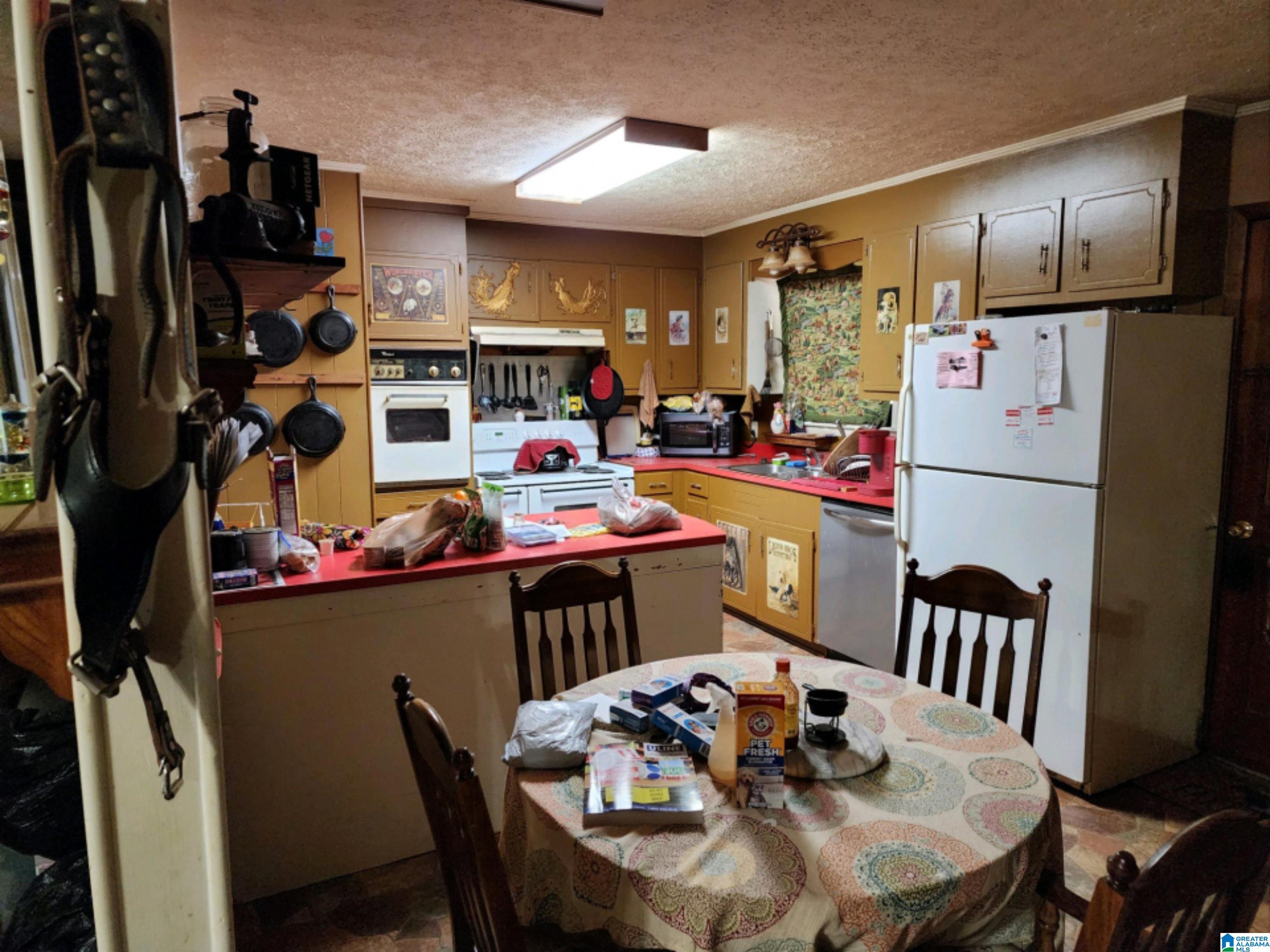 407 Griffitt Bend Road Talladega, AL 35160 - Photo 7 of 22 Gallery Image 7