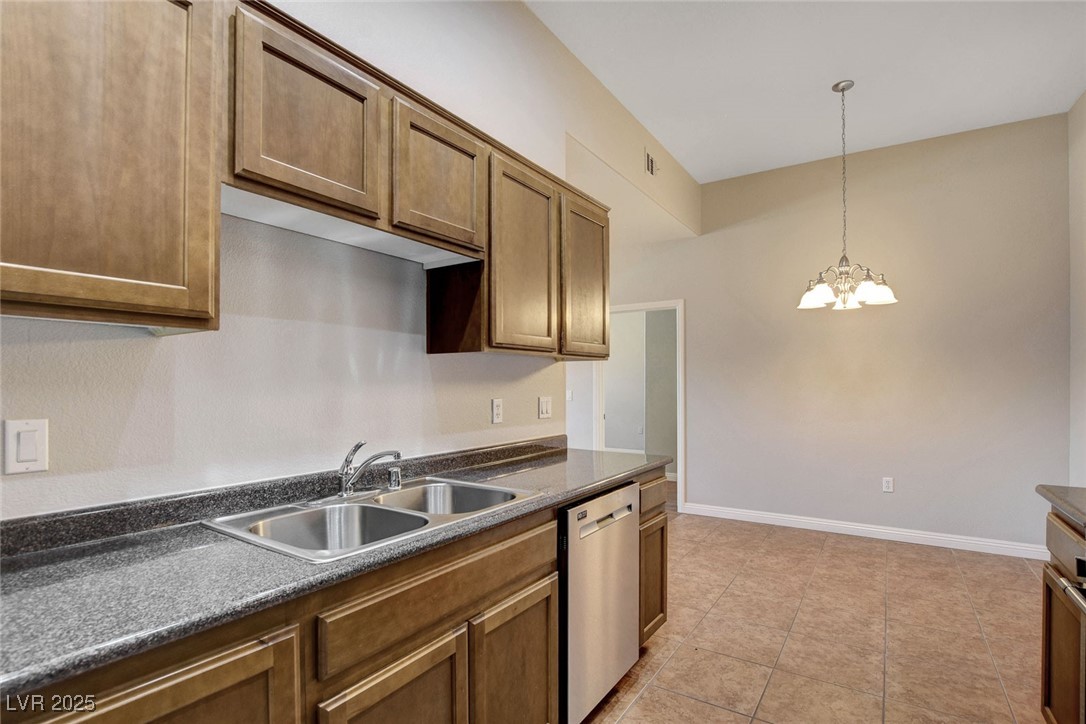 8805 Jeffreys Street, Unit 2028 Las Vegas, NV 89123 - Photo 16 of 35