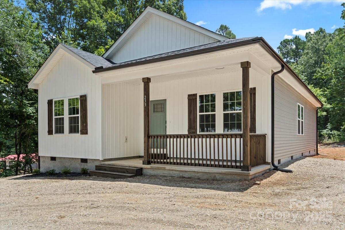 233 Oakview Road Linwood, NC 27299 - Photo 3 of 42 Gallery Image 3