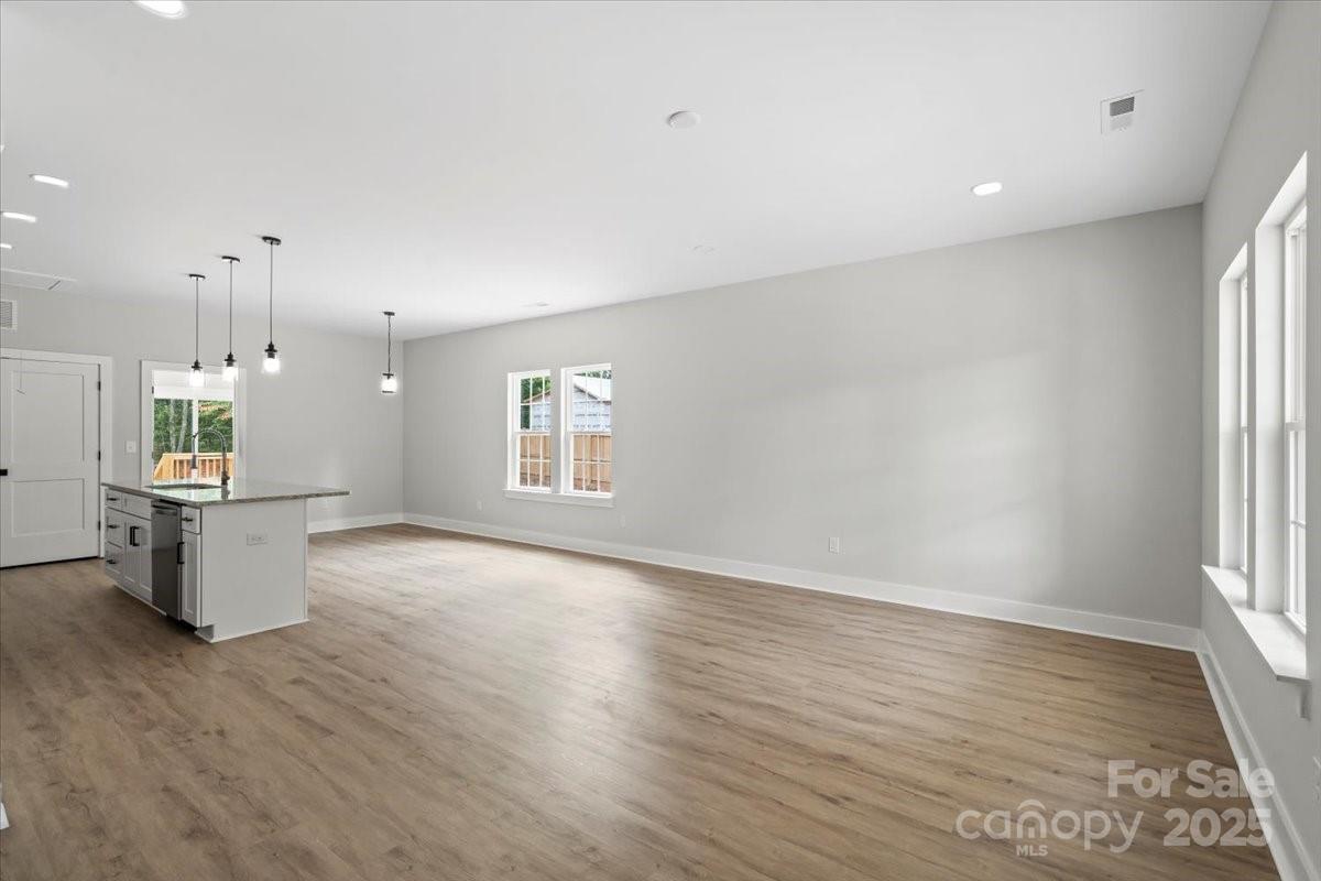 233 Oakview Road Linwood, NC 27299 - Photo 5 of 42 Gallery Image 5