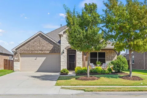 $349,900 | 912 Basket Willow Terrace, Fort Worth, TX 76052