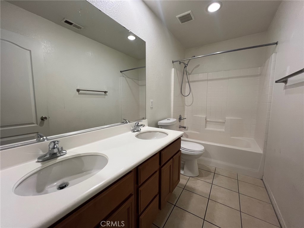 1770 Karley Way Riverside, CA 92501 - Photo 13 of 21