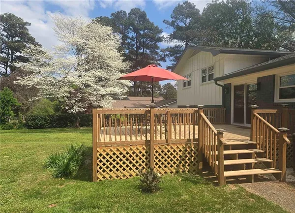 $369,900 | 2705 Jodeco Drive, Jonesboro, GA 30236