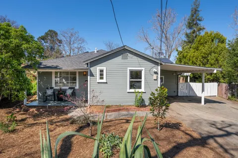 $1,350,000 | 3 Delmar Court, Redwood City, CA 94063