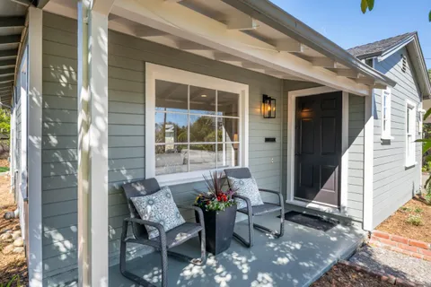 $1,350,000 | 3 Delmar Court, Redwood City, CA 94063
