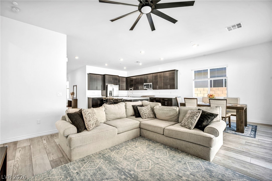 64 Reverie Heights Avenue Henderson, NV 89011 - Photo 6 of 26