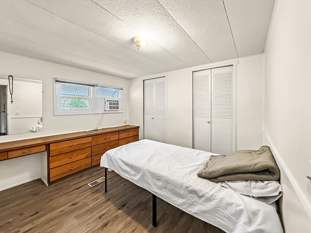 126 Beach Road Salisbury, MA 01952 - Photo 17 of 32