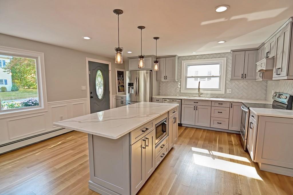 74 Lancaster Road Clinton, MA 01510 - Photo 7 of 39