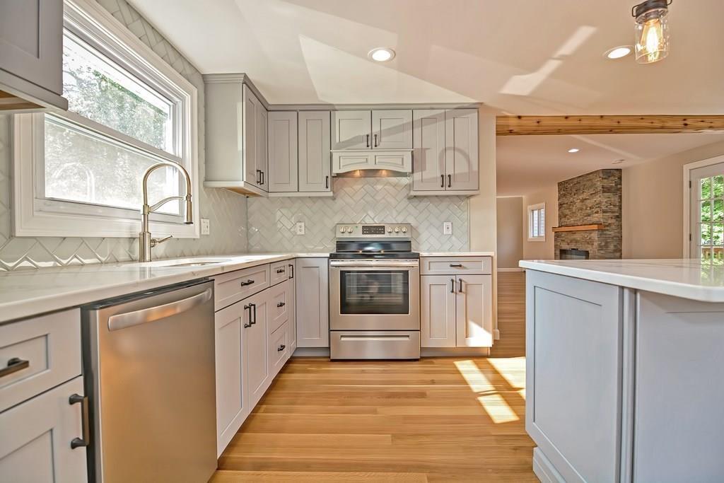 74 Lancaster Road Clinton, MA 01510 - Photo 8 of 39