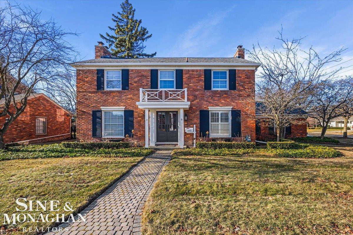 595 Thorntree Road Grosse Pointe Woods, MI 48236 - Photo 1 of 64