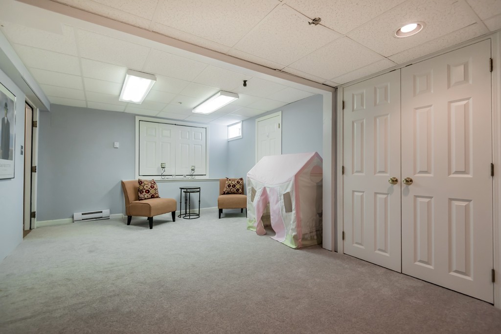 68 Ridge Way North Andover, MA 01845 - Photo 19 of 30 Gallery Image 19