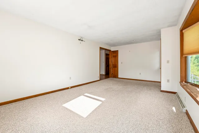 $785,000 | 117 Taylor Woods Road, Belgrade, ME 04917