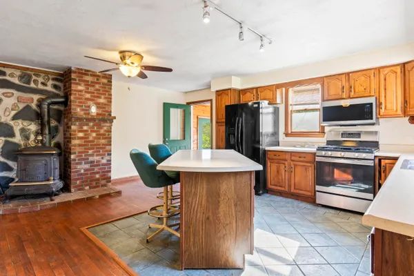 $695,000 | 117 Taylor Woods Road, Belgrade, ME 04917