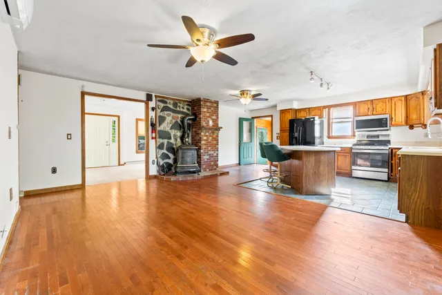 $785,000 | 117 Taylor Woods Road, Belgrade, ME 04917