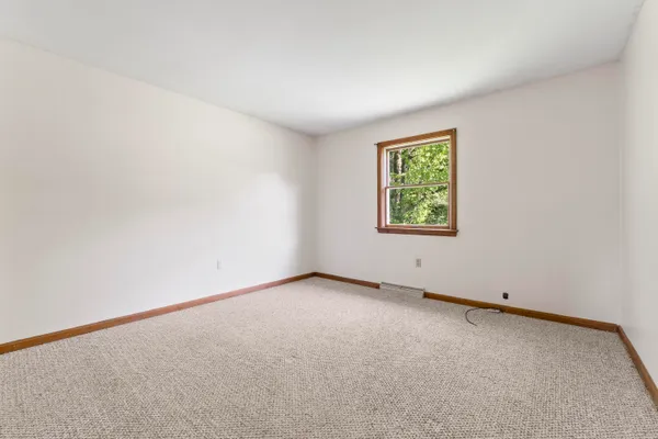 $695,000 | 117 Taylor Woods Road, Belgrade, ME 04917