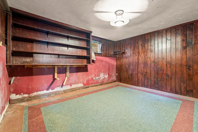 $785,000 | 117 Taylor Woods Road, Belgrade, ME 04917