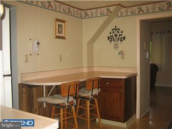 520 Holmes Road Morton, PA 19070 - Photo 7 of 12 Kitchen