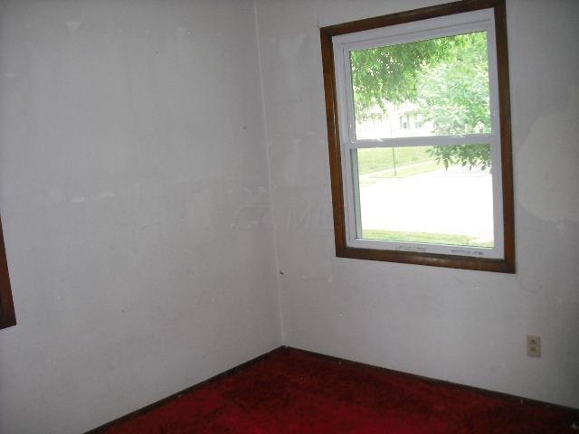 3255 Arnsby Road Columbus, OH 43232 - Photo 8 of 10 Gallery Image 8