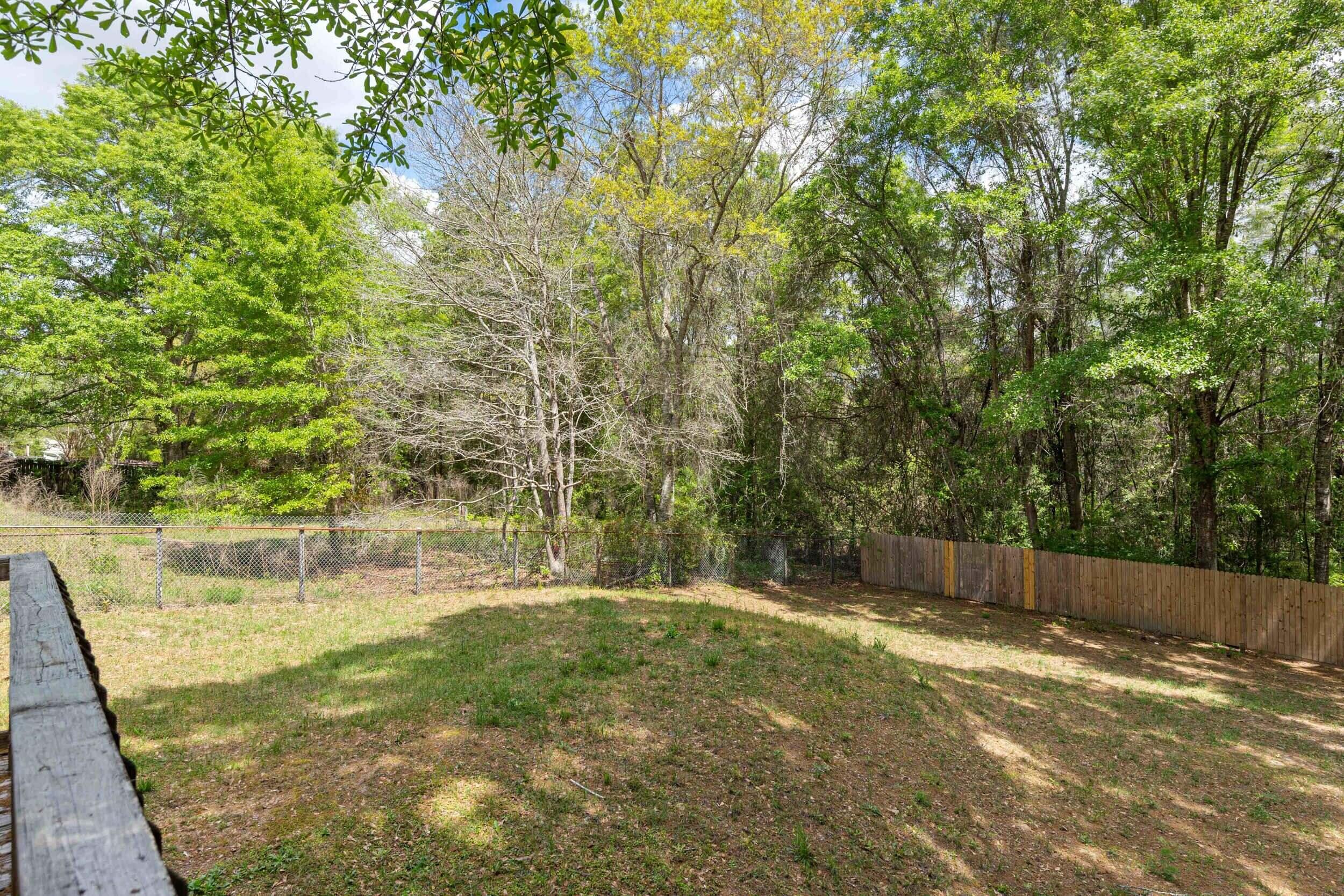 206 Feldon Drive Crestview, FL 32536 - Photo 45 of 47 206FeldonDr_37