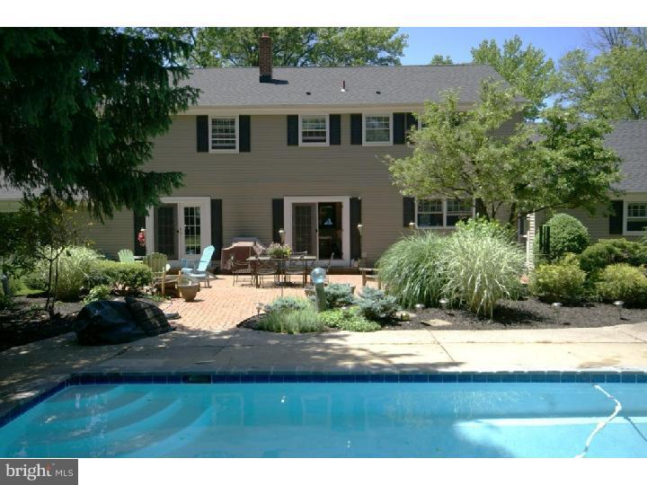725 Signal Light Road Moorestown, NJ 08057 - Photo 14 of 21 Back Yard