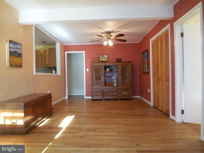4209 Whitacre Road Fairfax, VA 22032 - Photo 13 of 30 Family Room