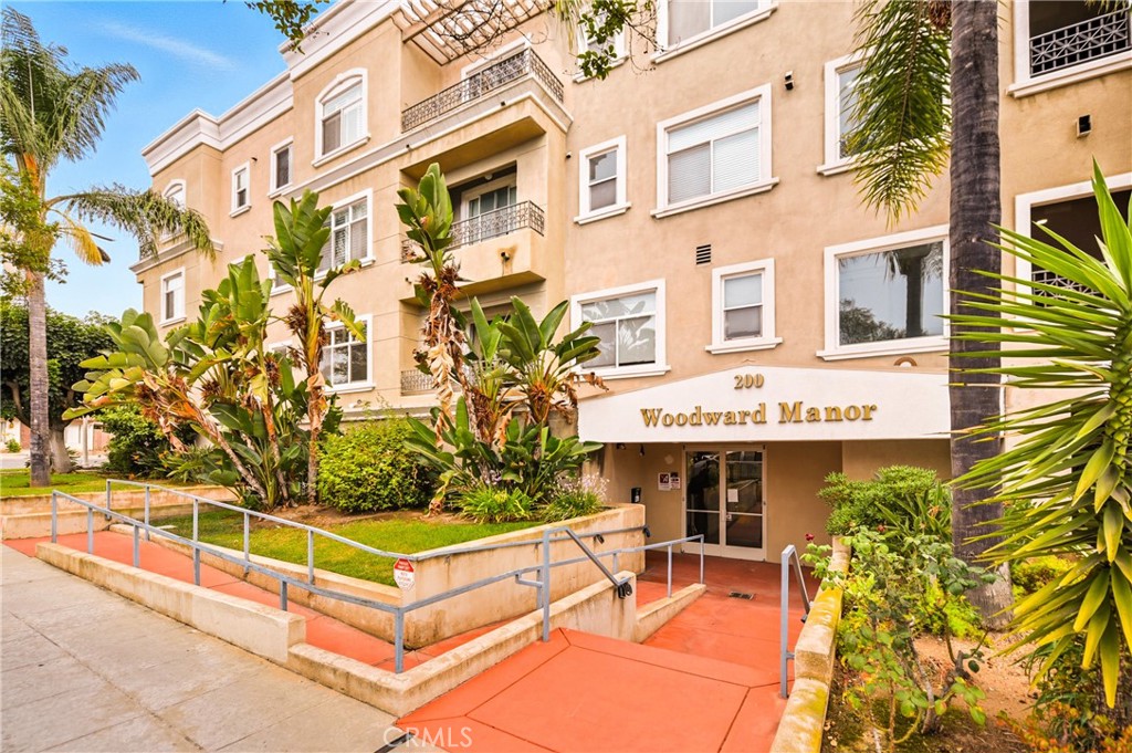 a view of a building with a outdoor space