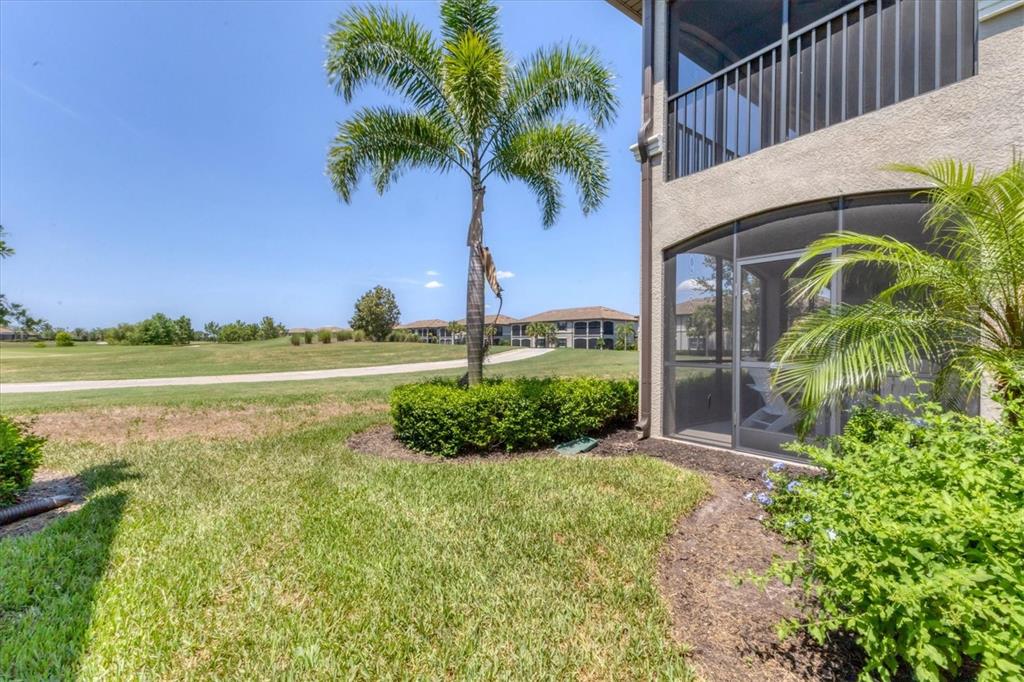 18113 Gawthrop Drive, Unit 101 Lakewood Ranch, FL 34211 - Photo 31 of 73