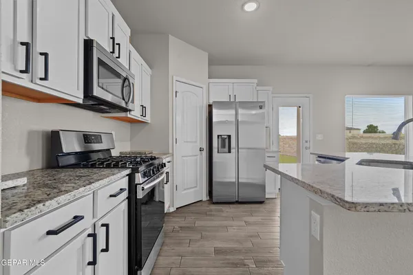 $219,900 | 617 Charles Heinrich Street, El Paso, TX 79927