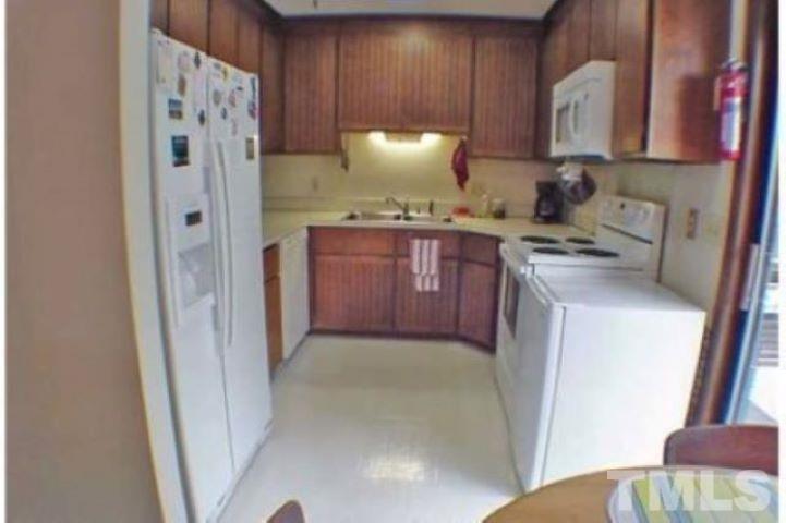 2754 Rue Sans Famille Raleigh, NC 27607 - Photo 4 of 5