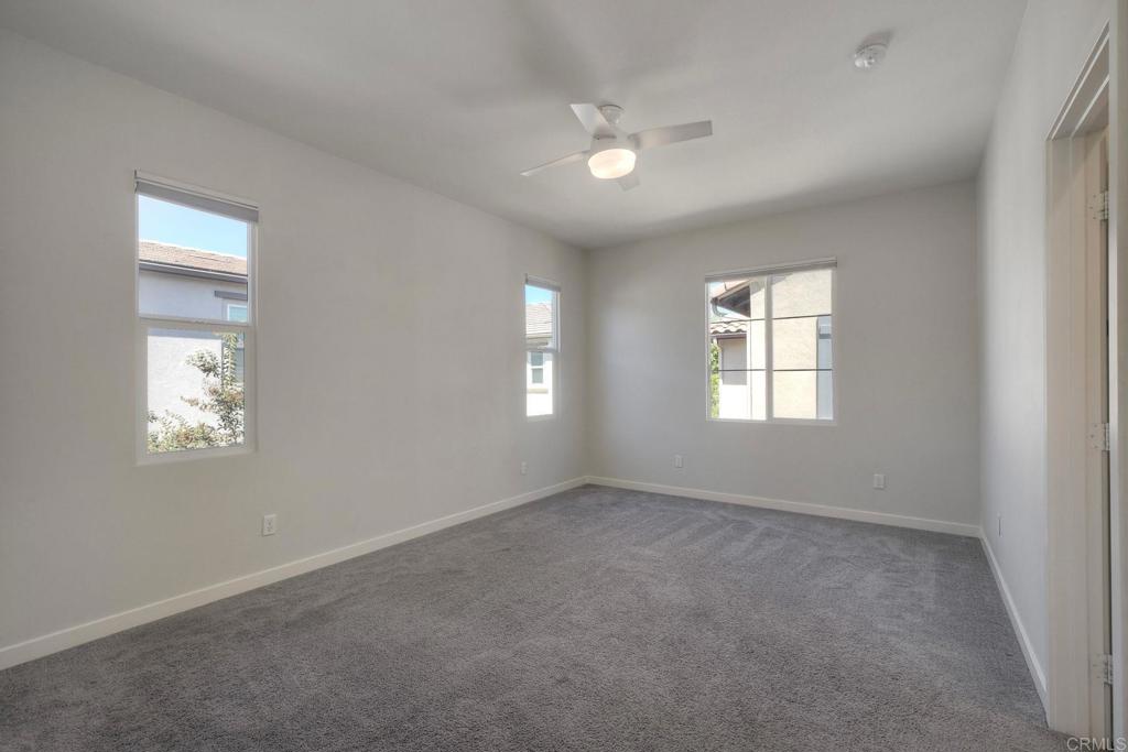 4141 Mission Tree Way Oceanside, CA 92057 - Photo 6 of 35 Junior Suite