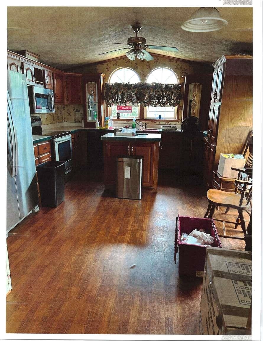 116 7th Street Colchester, VT 05446 - Photo 3 of 5 Gallery Image 3