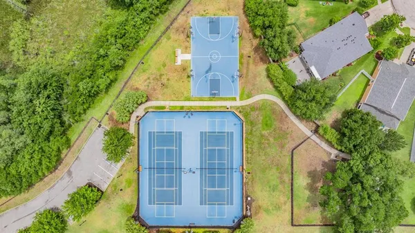 $569,000 | 8721 Crystal Creek Court, Land O Lakes, FL 34638