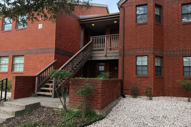 $179,900 | 7930 Roanoke, Unit 1103, San Antonio, TX 78240