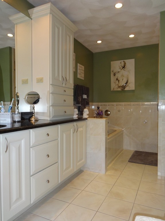 8 Derby Road Revere, MA 02151 - Photo 11 of 26 Gallery Image 11