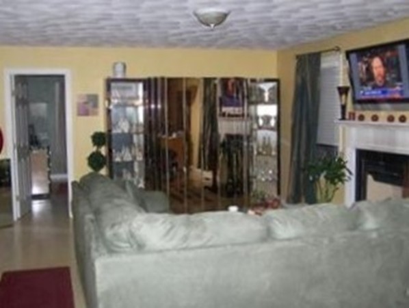 8 Derby Road Revere, MA 02151 - Photo 20 of 26 Gallery Image 20