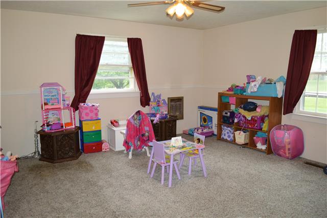 2227 Goodsprings Road Pleasant View, TN 37146 - Photo 5 of 10 4th bedroom being used as a playroom