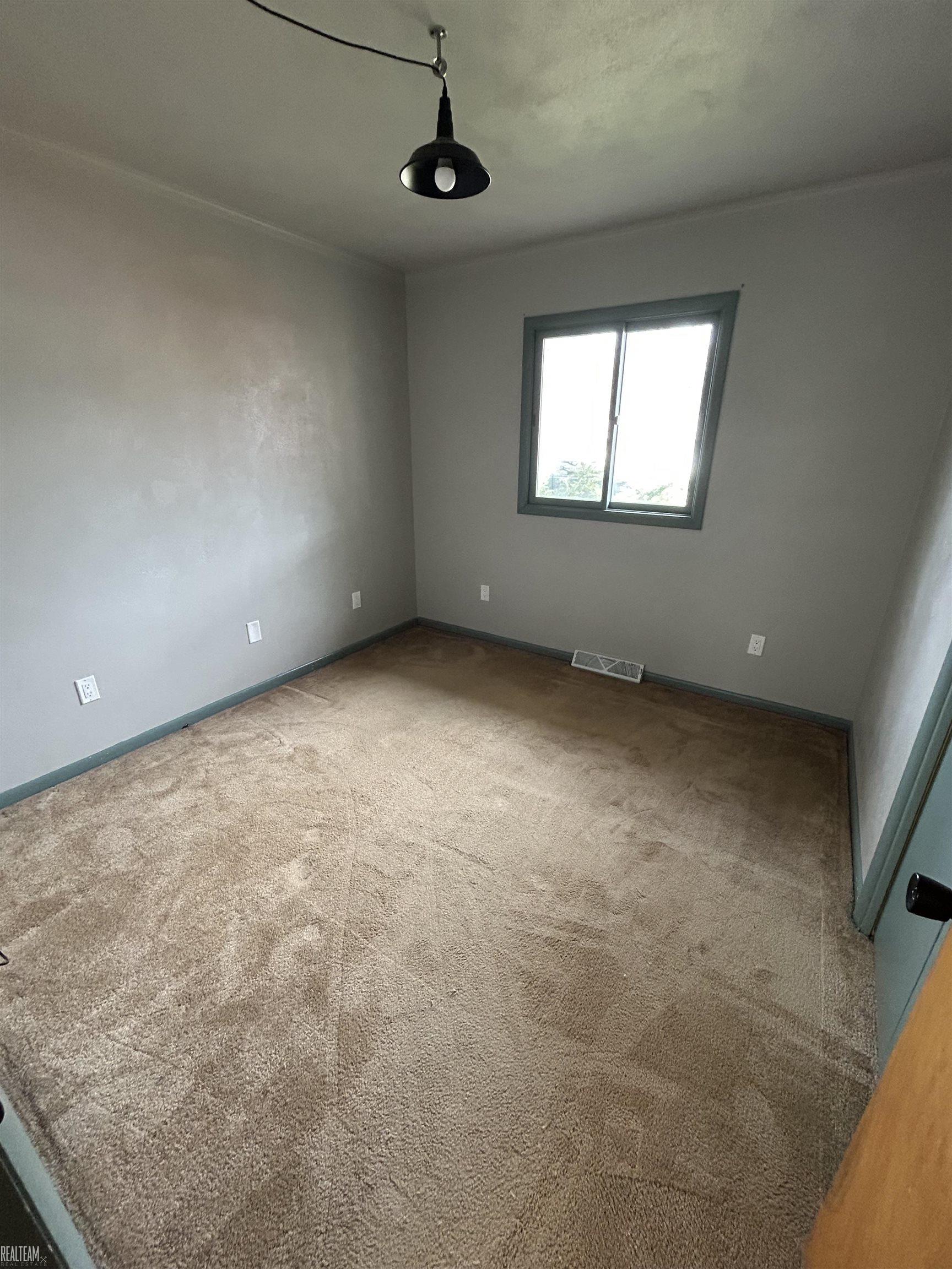228 Indian Road Battle Creek, MI 49017 - Photo 23 of 42