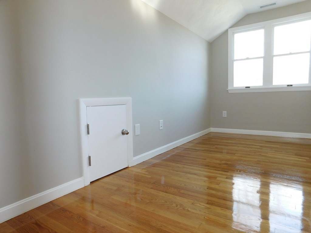 21 Sheehan Road Lynn, MA 01904 - Photo 18 of 26 Gallery Image 18