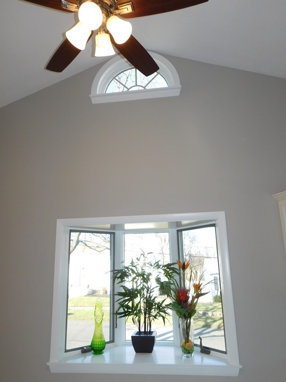 21 Sheehan Road Lynn, MA 01904 - Photo 4 of 26 Gallery Image 4