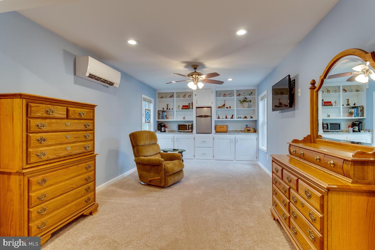 6141 Snowdens Run Road Sykesville, MD 21784 - Photo 38 of 89 In-Law Suite, Living Area