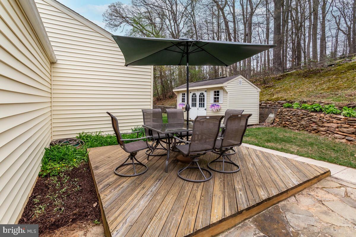 6141 Snowdens Run Road Sykesville, MD 21784 - Photo 72 of 89 Deck