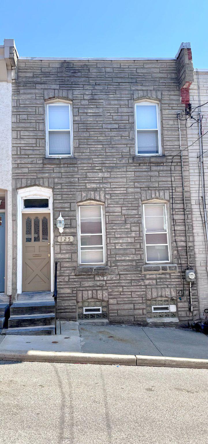 125 Davis Street Philadelphia, PA 19127 - Photo 1 of 24