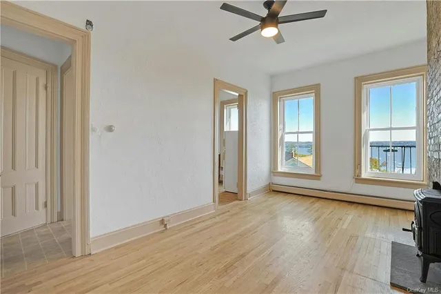 $1,900 | 19 West Broadway, Unit 3E, Nyack, NY 10960