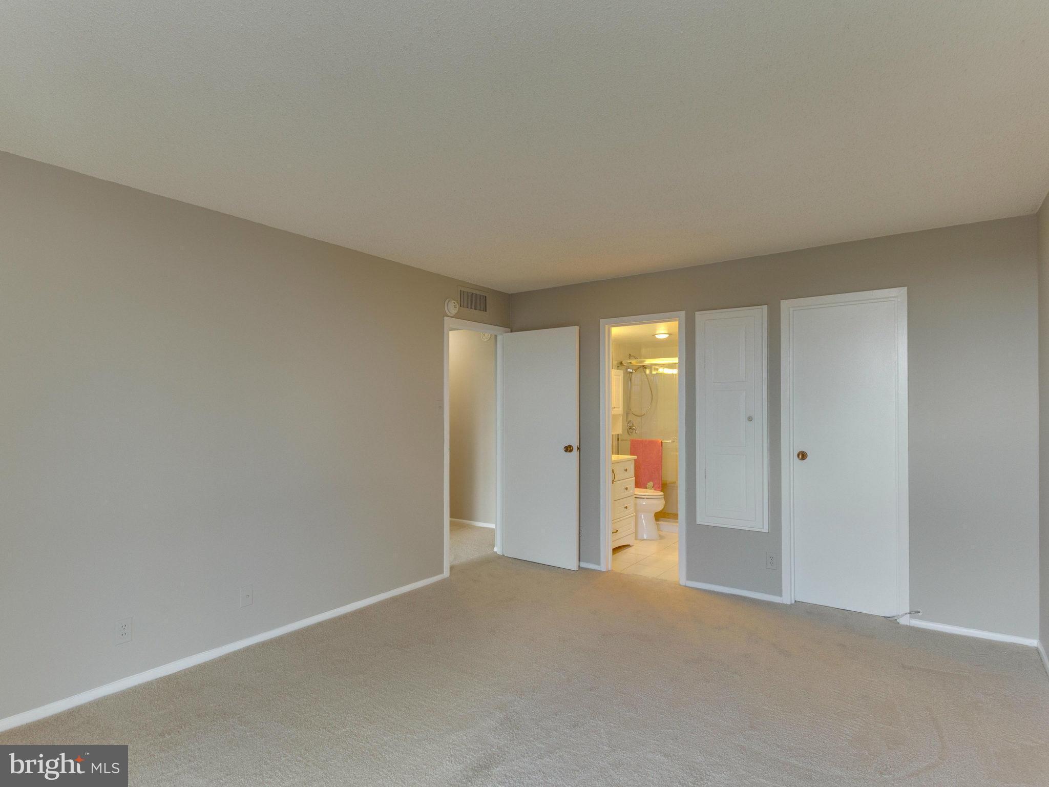 6800 Fleetwood Road, Unit 711 McLean, VA 22101 - Photo 17 of 27 a view of an empty room