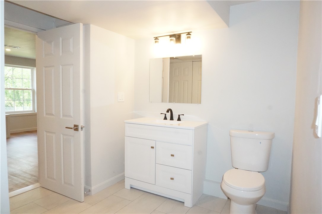 178 Highland Street Cranston, RI 02920 - Photo 30 of 34
