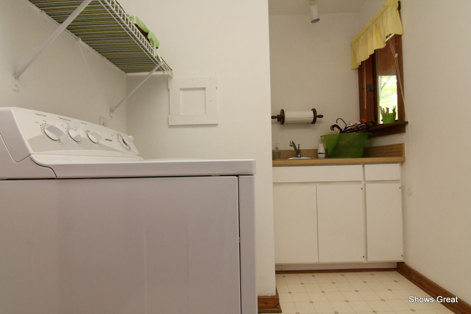 5462 Lakedale Road Southwest Roanoke, VA 24018 - Photo 14 of 45 a close view of utility room