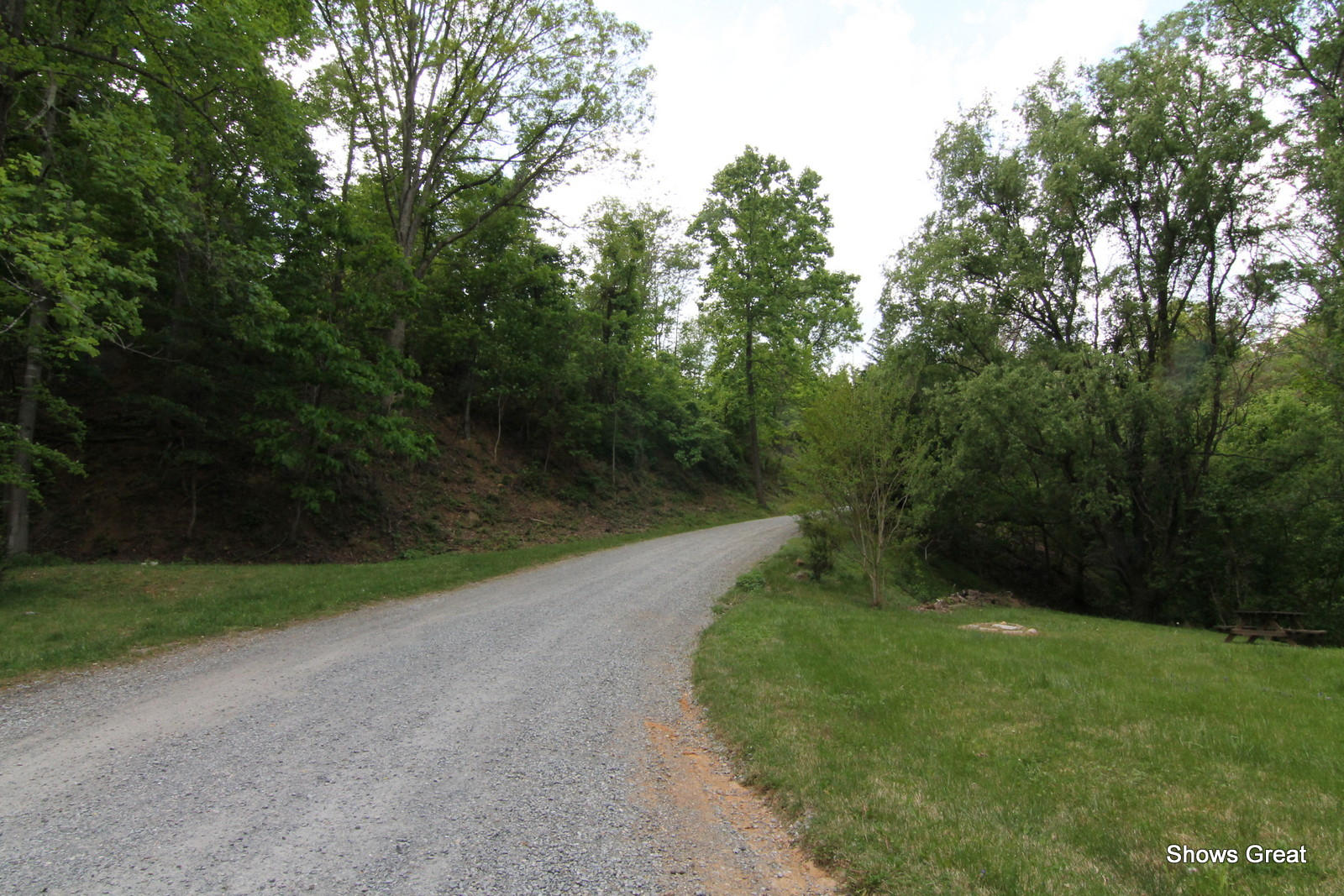 5462 Lakedale Road Southwest Roanoke, VA 24018 - Photo 38 of 45 a view of a road with a yard