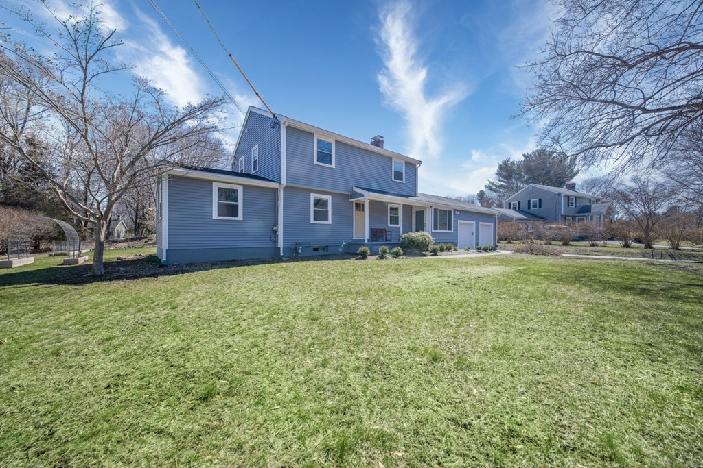 26 Old Tavern Road Wayland, MA 01778 - Photo 1 of 41 Gallery Image 1