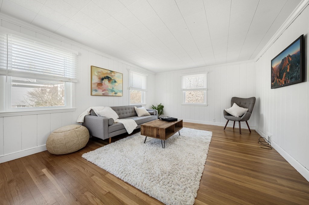 26 Old Tavern Road Wayland, MA 01778 - Photo 12 of 41 Gallery Image 12