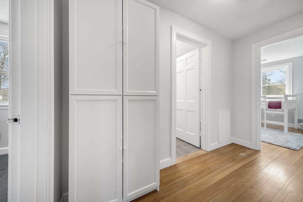 26 Old Tavern Road Wayland, MA 01778 - Photo 21 of 41 Gallery Image 21